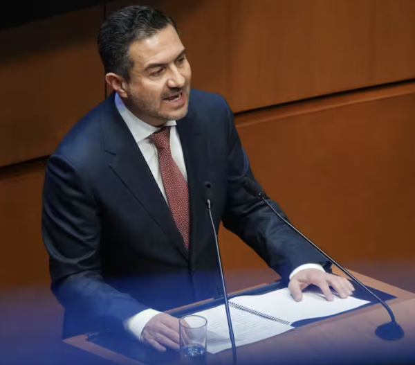 ¿Mintió? Yunes Márquez ocultó 8 empresas en su declaración patrimonial