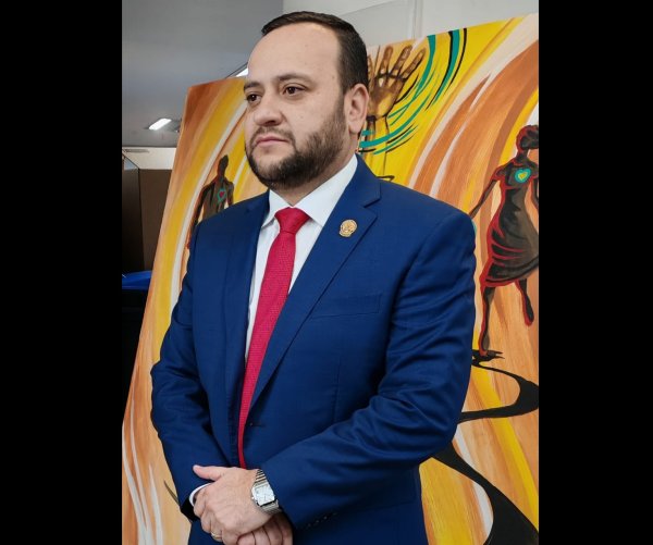 Algo hasta vergonzoso que no acudan los diputados a comparecencias del presupuesto: Arturo Medina