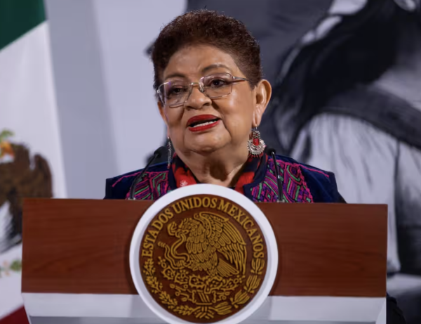 Senador de la 4T reconoce que Ernestina Godoy es la favorita para encabezar la FGR