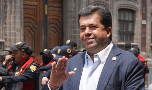 Pedro Haces desata críticas en Morena por recibir a rabino israelí en San Lázaro