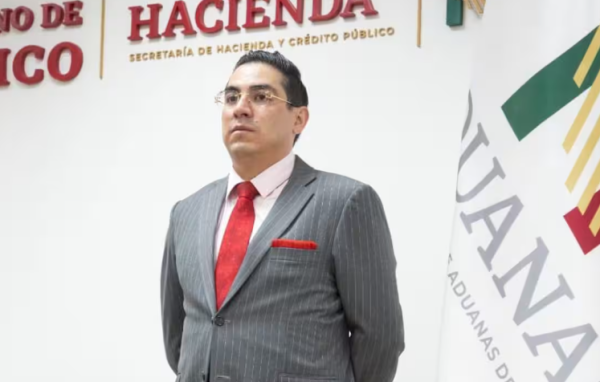 EUA cancela visa a funcionario de Aduanas, encargado de investigar huachicol fiscal