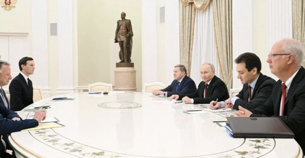 Paz en Ucrania, a la espera: Washington y Kyiv exigen a Rusia un compromiso 