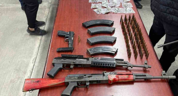 Detienen a 12 presuntos miembros del CJNG en San Cristóbal, Chiapas; les aseguran armas y drogas