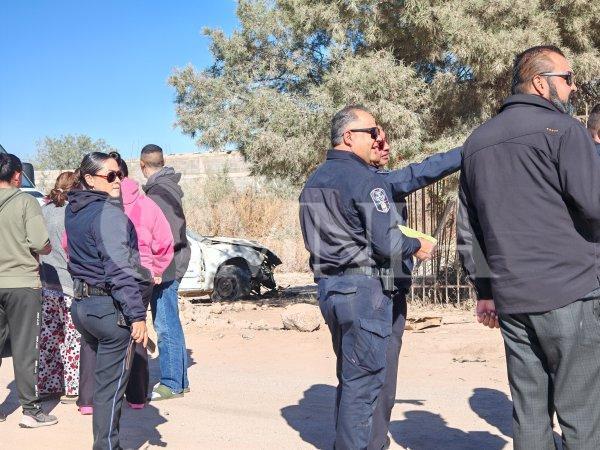 Mujer choca contra vivienda en la colonia María Luisa; 3 heridos
