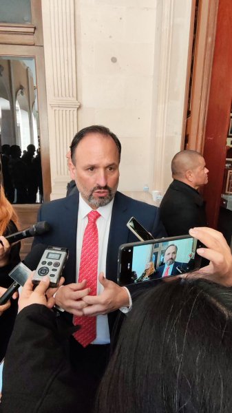 Gobierno federal es quien administra la relación con EU sobre el agua: De la Peña