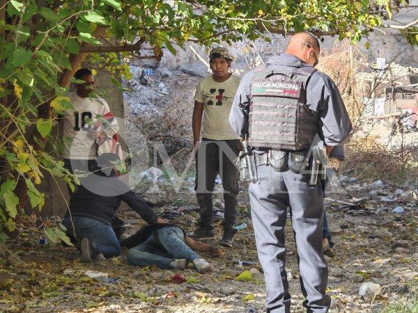 Le perforan el abdomen a rarámuri en arroyo de la Ramón Reyes