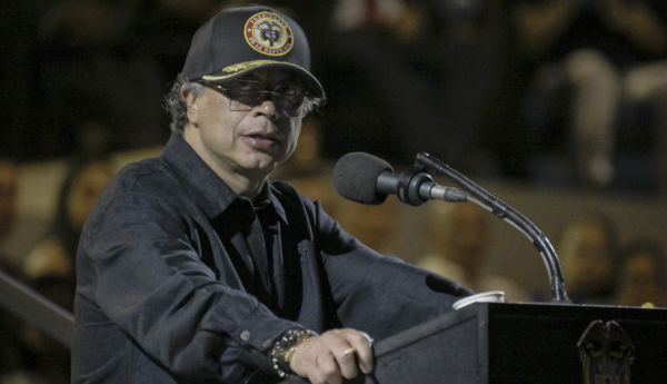 Petro pierde nueva reforma tributaria tras rechazo del Congreso colombiano