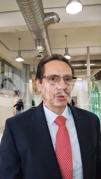 Acude secretario de Hacienda a comparecencia con diputados locales