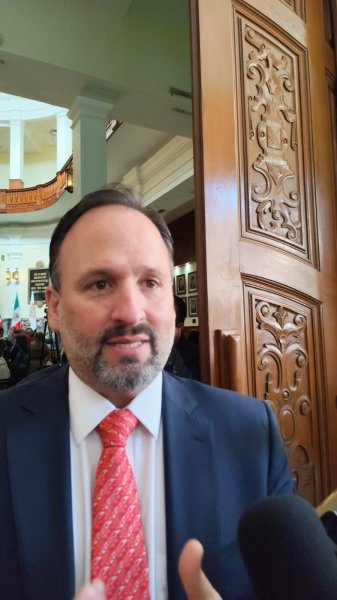 Pedimos una revisión a los retenes federales tras denuncias de extorsión a paisanos: De la Peña