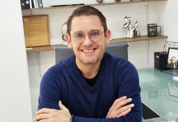 Designan a David Boone para coordinar las 32 delegaciones regionales de la FGR