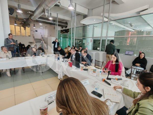 Destaca Gil Baeza que con AMLO se dejaron de vacunar a los chihuahuenses, reconoce trabajo de Sheinbaum