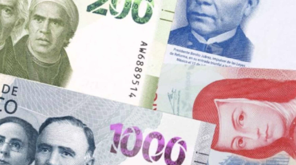 Peso mexicano cierra con ganancia marginal frente al dólar tras recorte de tasa de la Fed