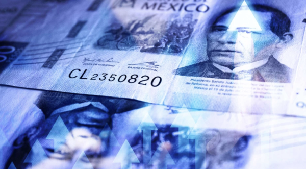 Peso mexicano avanza y se acerca al nivel psicológico de 18 unidades por dólar
