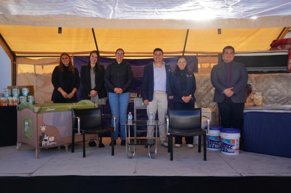 Entrega Desarrollo Humano apoyos a ICHMujeres para mujeres en situación de vulnerabilidad