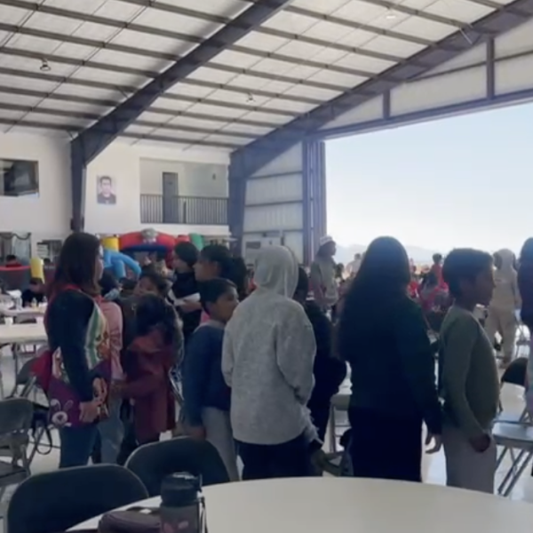 Niñas y niños cumplen el sueño de volar en el Aeropuerto de Chihuahua