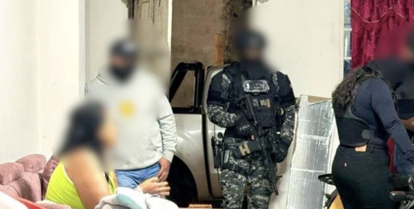 Juez ordena prisión preventiva contra funcionaria de la fiscalía de Ecuador relacionada con 