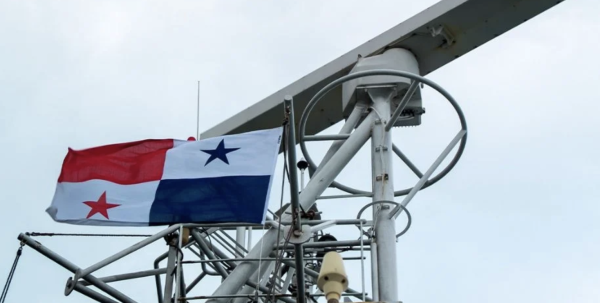 Barco con bandera panameña es atacado con un dron militar en un puerto de Ucrania