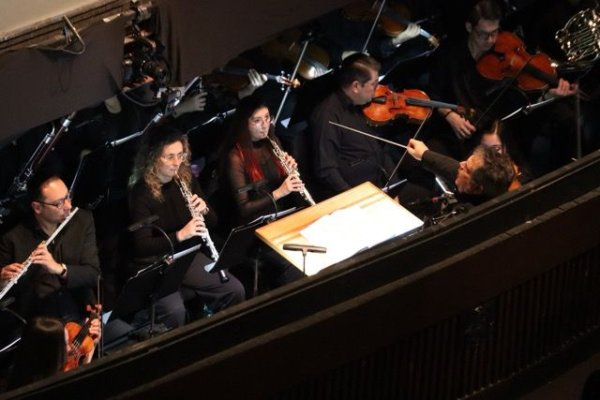 Conquista “La Traviata” al público chihuahuenses con más de 100 artistas en escena en el Teatro de los Héroes