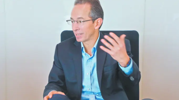 Pausa de inversiones productivas el próximo año propiciará más ajustes en tasa de México: BlackRock