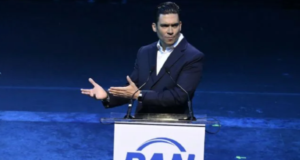 El líder del PAN felicita al pinochetista José Antonio Kast por su triunfo en Chile