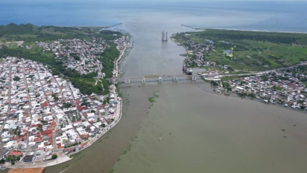 Buque de combate de la Armada de EU atraca en el puerto de Veracruz