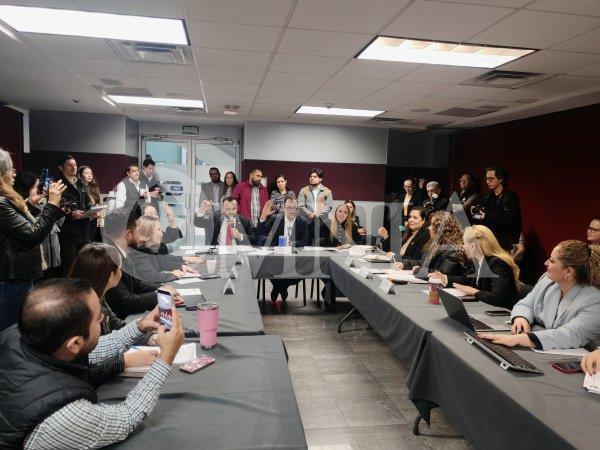 Se impone mayoría, dictaminan en positivo del paquete económico, incluyendo aumento al ISN y crédito de 3 mil mdp