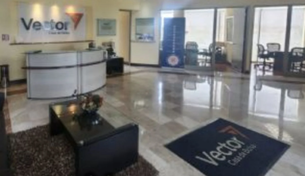 CNBV retira licencia a Vector, Casa de Bolsa de Alfonso Romo, por presunto lavado de dinero