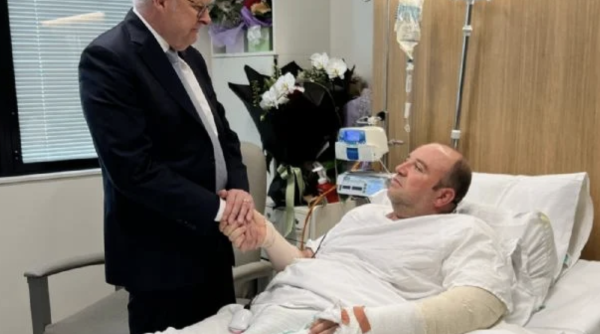 Llueven donaciones al sirio que frenó a uno de los atacantes en Australia (Video)