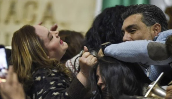 Así fue la cobertura internacional del pleito en el Congreso de la CDMX (Videos)