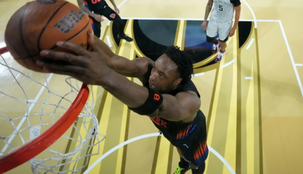 Knicks ganan la Copa NBA tras remontar y vencer a Spurs 124-113