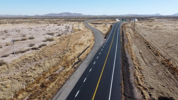 Concluye SICT conservación periódica en tramo carretero de Sueco - Janos