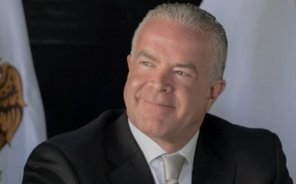 FGR desconoce el paradero de Raúl Rocha Cantú, dueño de Miss Universo; juez vuelve a ordenar su captura por delincuencia organizada