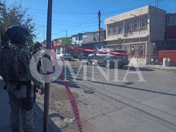 Atacan a hombre con arma de fuego en Juárez