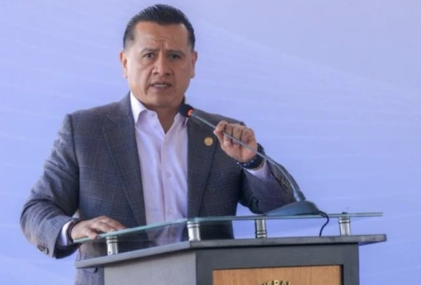 Emiten ficha de búsqueda para la captura del exjefe de escoltas de Carlos Manzo