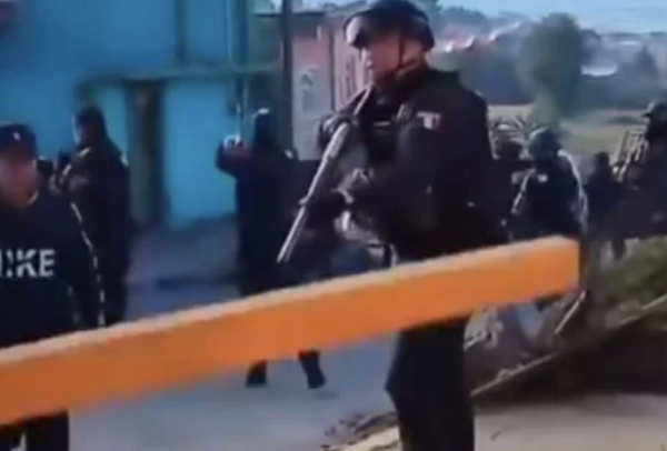 Se enfrentan Guardia Nacional y presuntos talamontes en Xalatlaco; hay al menos un muerto (Video)