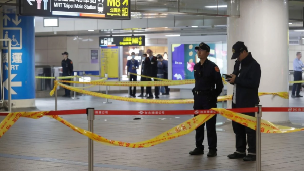 Hombre con cuchillo y granada de humo mata a tres personas y hiere a nueve en Taiwán