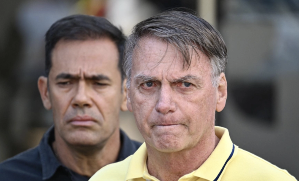 Policía de Brasil investiga a diputados aliados de Bolsonaro por sospecha de malversación de fondos