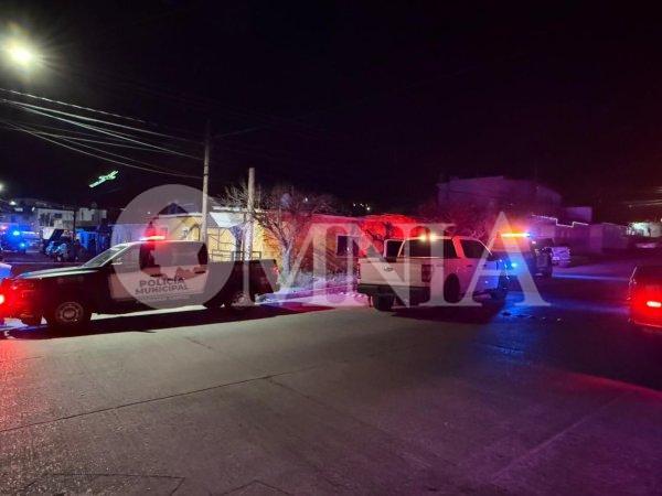 Hallan cuerpo dentro de vehículo y mensaje amenazante en la colonia Rosario