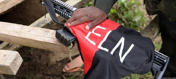 La guerrilla del ELN anuncia tregua navideña en Colombia