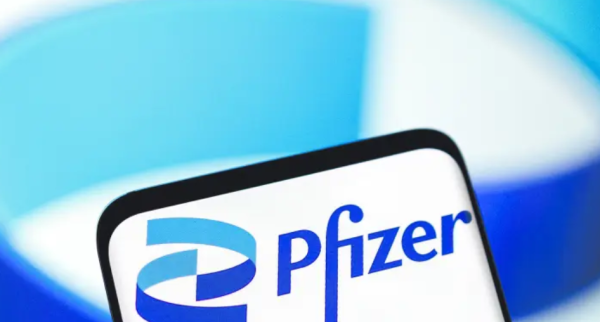 Farmacéuticas confirman avances del gobierno en el pago de adeudos pendientes