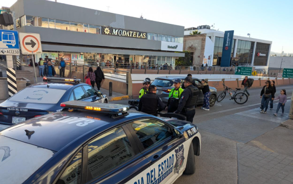 Mujer adulta mayor resulta lesionada tras incidente vial en el centro