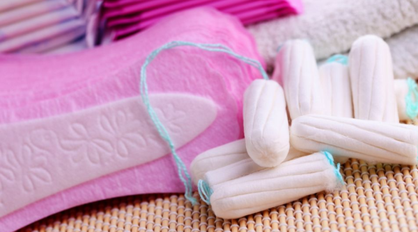Ministros de la Suprema Corte analizarán aplicar la tasa cero a todos los productos menstruales
