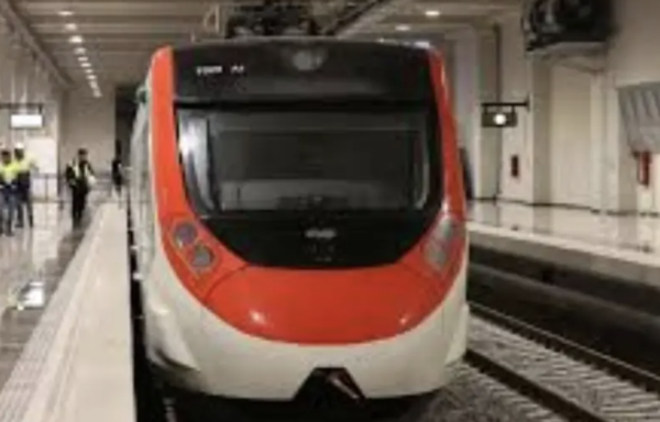 Pobladores detienen obra de cabina del tren al AIFA para exigir a Sheinbaum cumplimiento de promesas