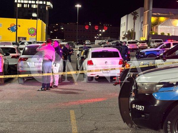 Identifican a joven asesinado en estacionamiento del bar República