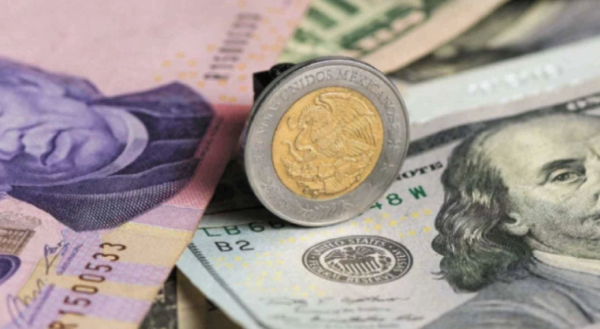 Peso se aprecia frente al dólar y alcanza su nivel más fuerte desde mediados de 2024