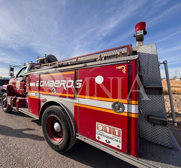 Mujer pierde la vida tras incendio vehicular en la carretera Juárez–Chihuahua; ya fue identificada