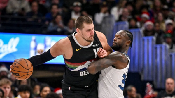 El pívot serbio Nikola Jokic se queda cerca del récord de puntos en el Christmas Day de la NBA