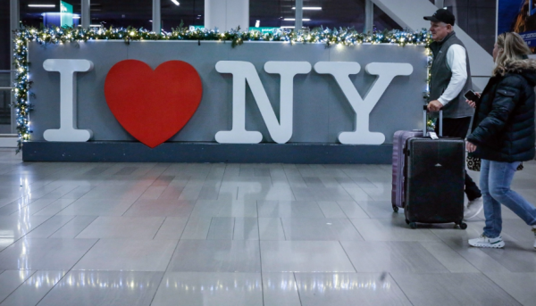 Aerolíneas en Estados Unidos cancelan más de 1,000 vuelos por el clima invernal