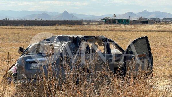 Impactante volcadura en la carretera Juárez–Chihuahua: dos mujeres salen ilesas