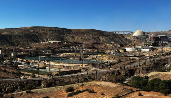 Secretaría de Medio Ambiente anuncia plan para atender los daños por el derrame tóxico en el río Sonora